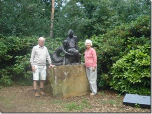 Visiting the memorial site in De Vloedbeld, near Zenderen.